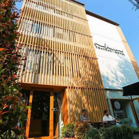 Lanna Thaphae Hotel Чиангмай Екстериор снимка