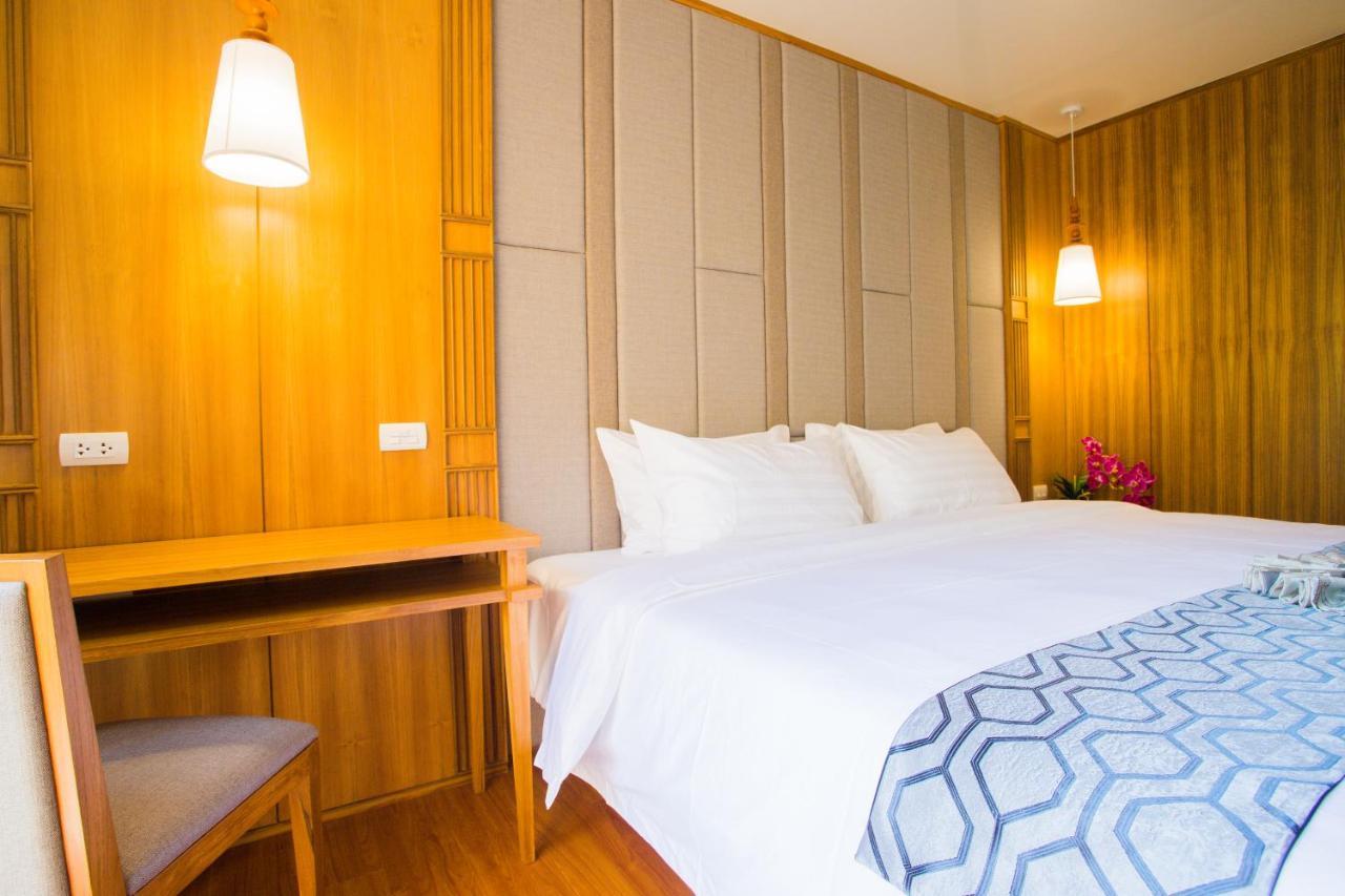 Lanna Thaphae Hotel Чиангмай Екстериор снимка