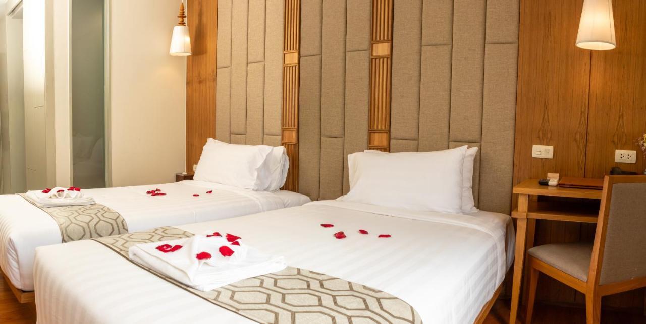 Lanna Thaphae Hotel Чиангмай Екстериор снимка